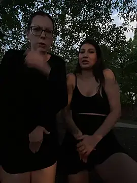צ'אט XXX בשידור חי של RussianGirls_