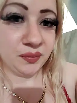 Missy_DM live XXX chat