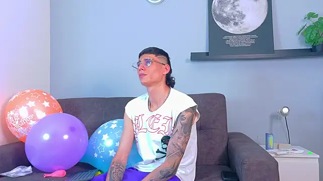 XXX chat uživo modela BryanGrey__
