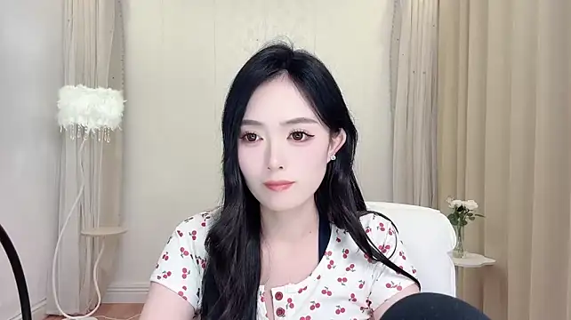 LiLy0608: απευθείας συνομιλία ΧΧΧ