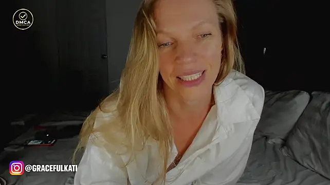 murmur_kati_'s Live XXX Chat