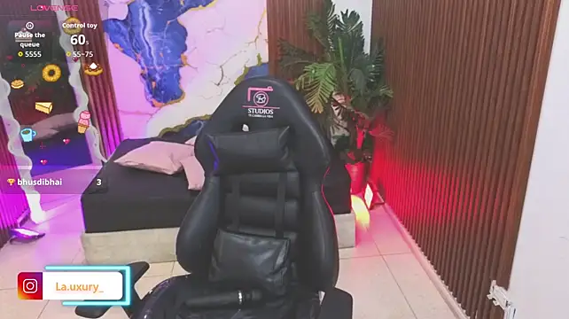 lauxury_tay1 Chat XXX live