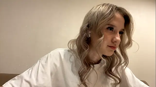MintaBumps' Live XXX Chat