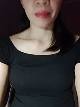 -Trina- 即時 XXX 聊天