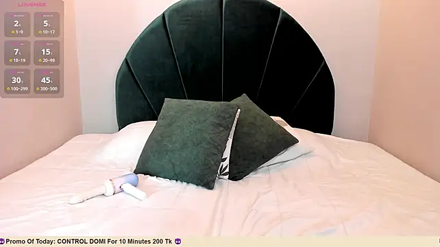Chat +18 de _LaraMom_ ao vivo