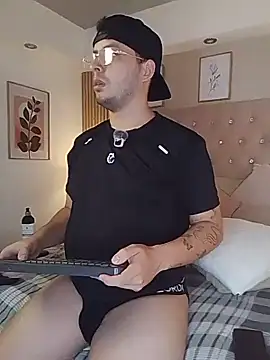 Jonath_1 – Naživo XXX chat