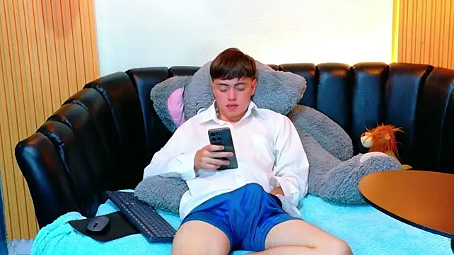 Brian_Montes Live XXX Chat