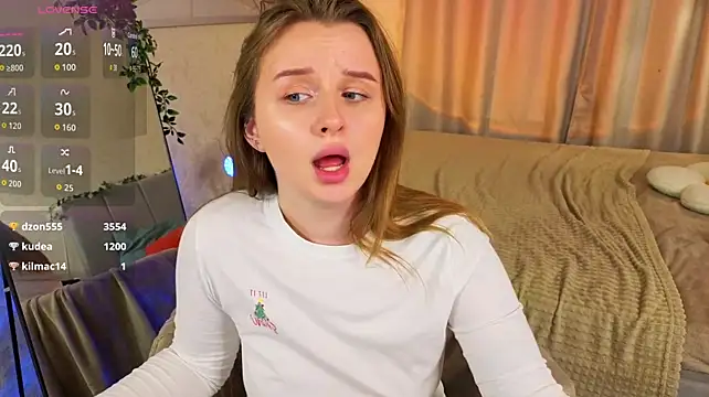 Rina_Panic Chat XXX in diretta