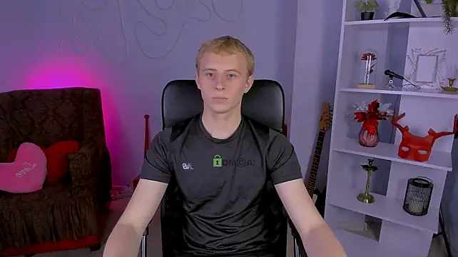 rafael_bien élő XXX-chatje