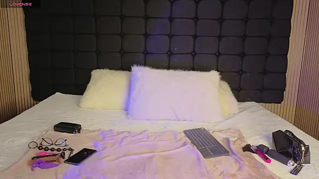 Ary_Kinky 现场XXX聊天
