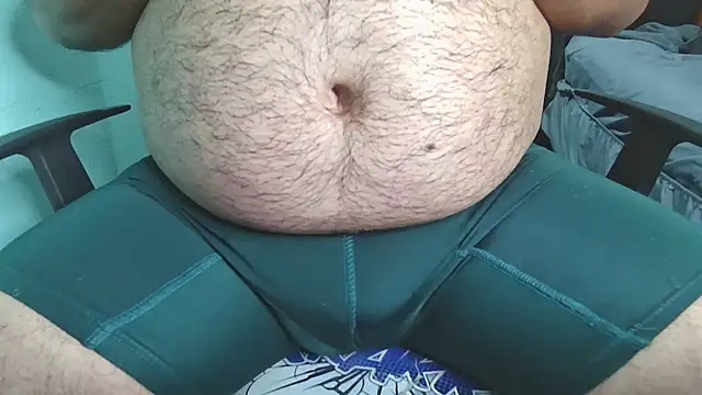Chat +18 de ChubbyLatin_ ao vivo
