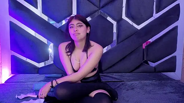 Chat +18 de _Angel_dustt ao vivo