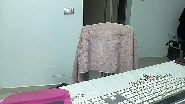 coach-karl's Live XXX Chat