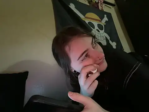 Chat XXX en directo de Snowbunnycake_131