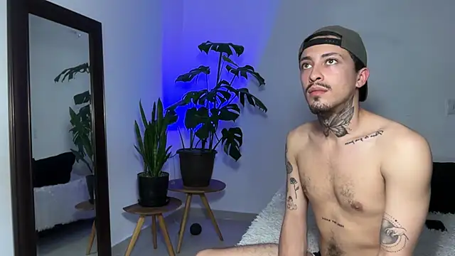 دردشة Noah_and_Steven الجنسية المباشرة