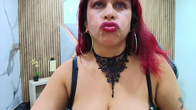 צ'אט XXX בשידור חי של Anabella_Thompson