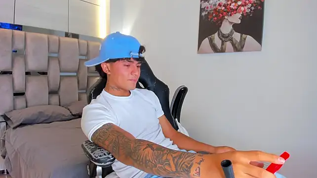 Ruslan_marcel 即時 XXX 聊天