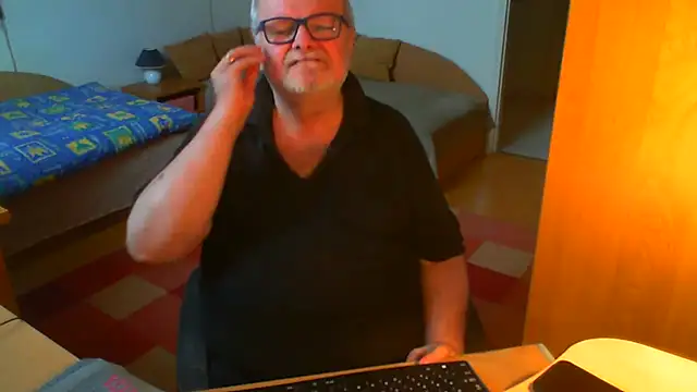 Czat XXX na żywo – petvarad