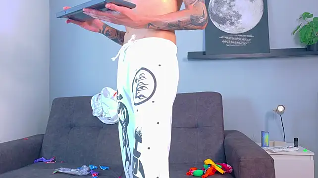 Chat XXX en directo de BryanGrey__