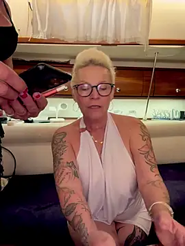 German_Milf Live XXX-chat