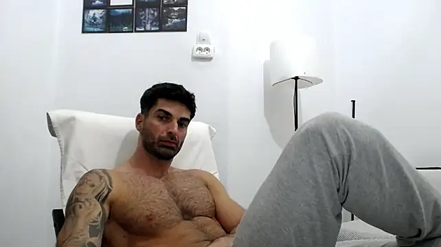 Chatroom XXX en direct de Verycutex