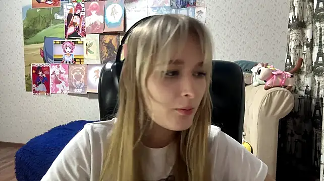 KarieBarlip live XXX chat