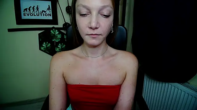 EmillyPlay Chat XXX in diretta