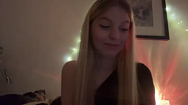 Fanny_Fresh's Live XXX Chat
