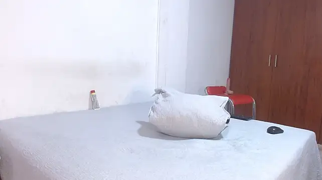 tiberius_blaunch 现场XXX聊天