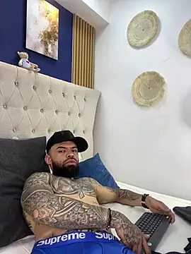 Collin_Vivas' Live XXX Chat
