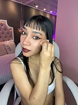 Živý XXX chat MillaJames_