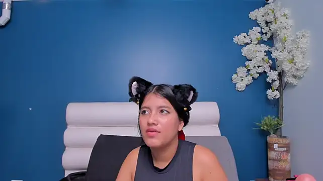 letty_straus élő XXX-chatje