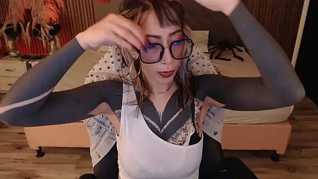 XXX chat uživo modela Sam_mansson66