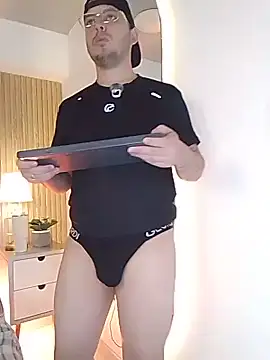 Jonath_1n Live XXX chat