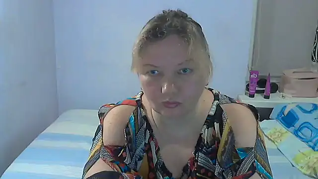 Lusi-777 Chat XXX live