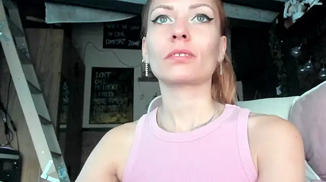 karo123421's Live XXX Chat