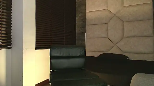 Tyler_Mcrey 现场XXX聊天