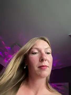 BunnyDiamond1 现场XXX聊天