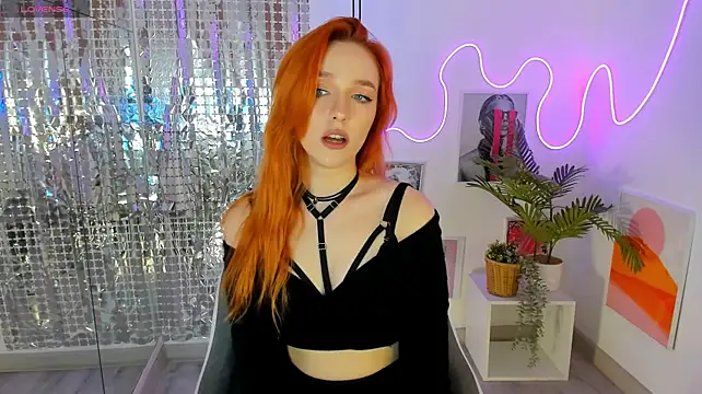 ZlataSaar's Live XXX Chat