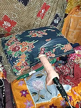 Puja-09 Live XXX-chat