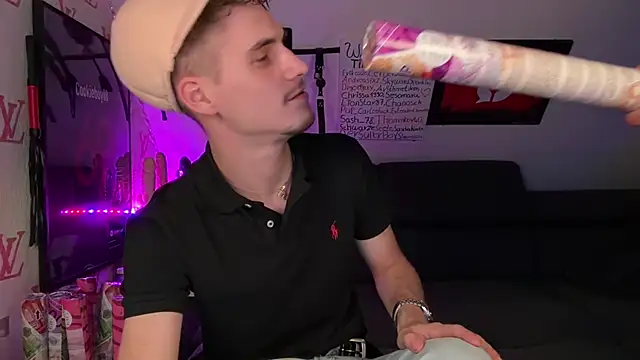 Cookieboy88 live XXX chat