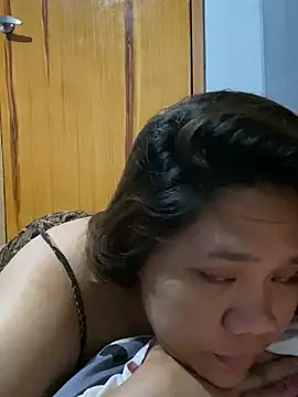 Chat +18 de -CLARAMommy- ao vivo
