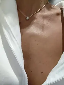 Biricchina6974 Live XXX Chat