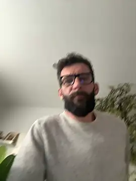 Michel_huge: απευθείας συνομιλία ΧΧΧ