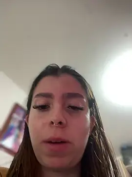 Chat XXX ao vivo de Cloew_Marz