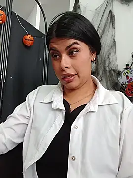 Chat XXX ao vivo de SOFIA-11_