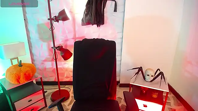 Онлайн чат XXX mere_in_redd