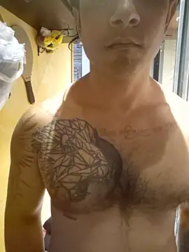 moreno18rn Chat XXX in diretta