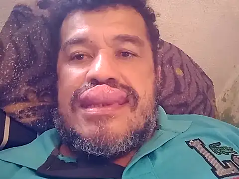 Chat +18 de tarra122 ao vivo