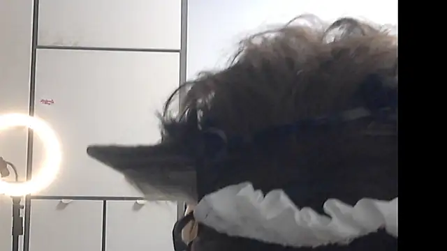 FemboyMiles webkamerás műsora